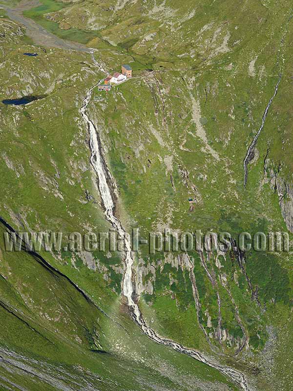 Aerial photo of Falbesoner Bach and a mountain hut, Tyrol, Austria. Luftaufnahme, luftbild, tirol, Österreich.