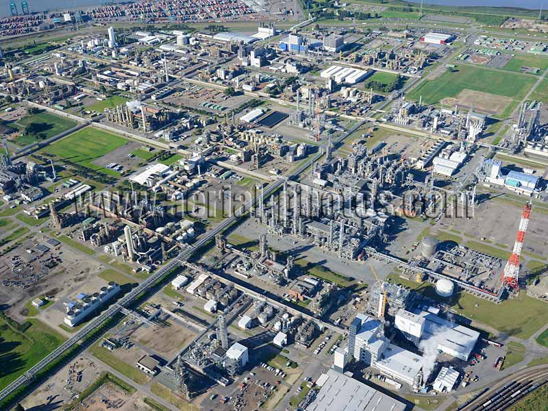 AERIAL VIEW photo of a harbor, Antwerp, Flanders, Belgium. LUCHTFOTO haven, Antwerpen, Vlaanderen, België.