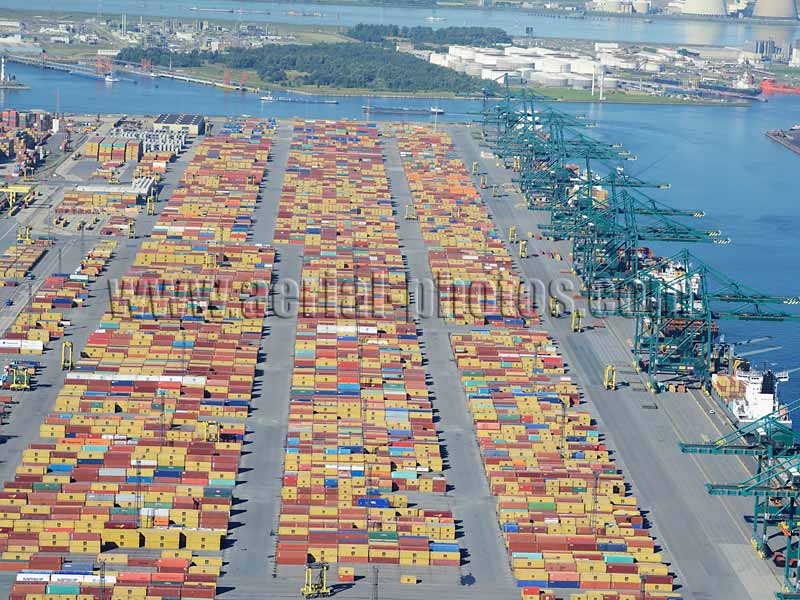 AERIAL VIEW photo of a harbor, Antwerp, Flanders, Belgium. LUCHTFOTO haven, Antwerpen, Vlaanderen, België.