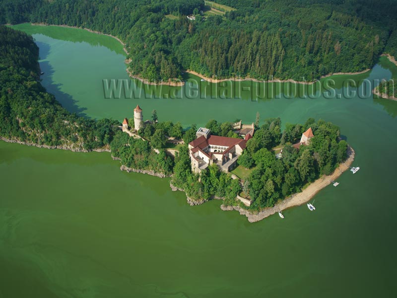 AERIAL VIEW photo of Zvikov Castle, Bohemia, Czech Republic. LETECKÝ POHLED, Hrad Zvikov, Čechy, Vodní nádrž Orlík, Česká republika.