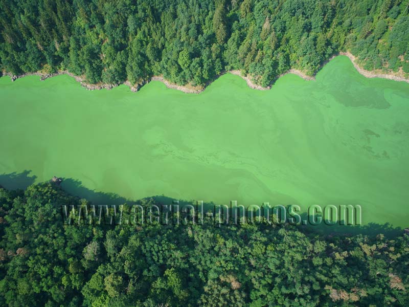 AERIAL VIEW photo of the Otava River, Lake Orlik, Czech Republic. LETECKÝ POHLED, Wottawa, Vodní nádrž Orlík, Česká republika.