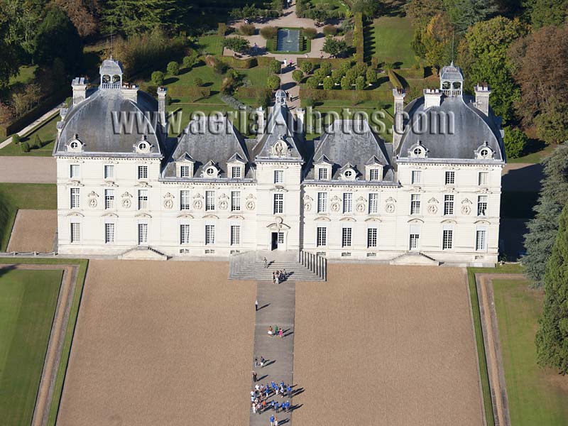 AERIAL VIEW photo of Cheverny Castle, Loire Valley, Centre, France. VUE AERIENNE, Château de Cheverny, Val de Loire.