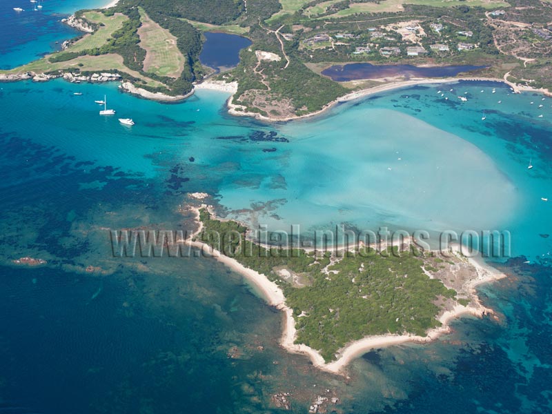 AERIAL VIEW photo of Piana Island, Corsica, France. VUE AERIENNE Île de Piana, Corse.