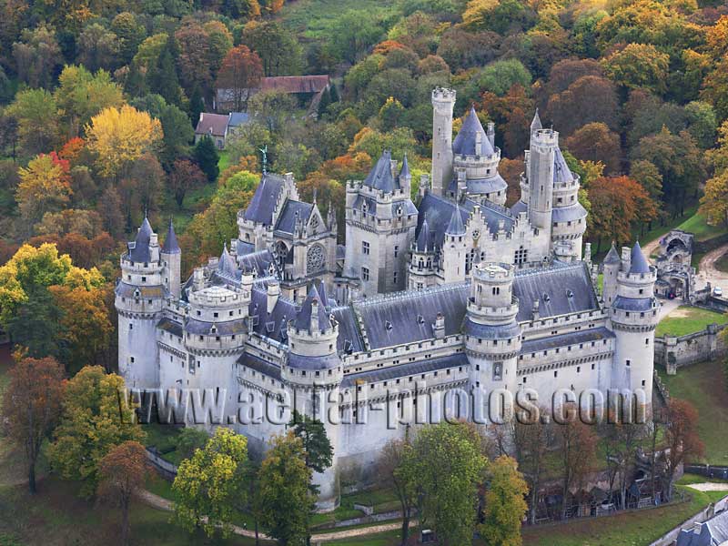 AERIAL VIEW photo of Pierrefonds Castle, Oise, Picardy, Hauts-de-France, France. VUE AERIENNE château de Pierrefonds, Picardie.