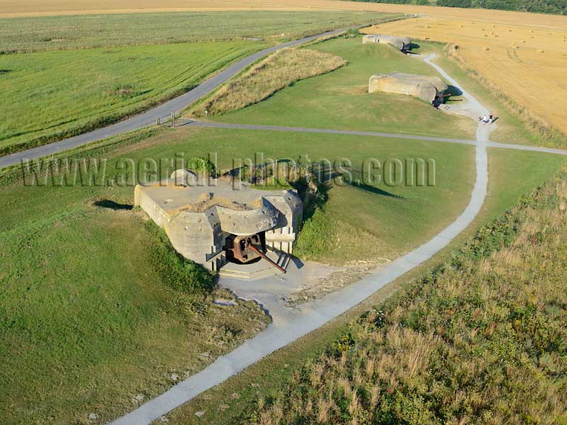 AERIAL VIEW photo of an artillery battery, Longues-sur-Mer, Normandy, France. VUE AERIENNE artillerie.