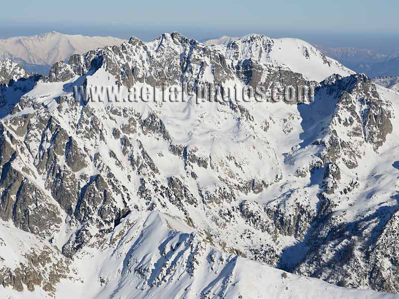 Aerial view of Mont Grand Capelet in the Mercantour Massif, France. Vue aérienne.