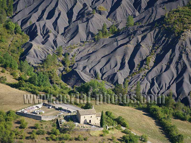 AERIAL VIEW photo of a chapel, Robine-sur-Galabre, French Alps, France. VUE AERIENNE chapelle, Alpes Françaises.