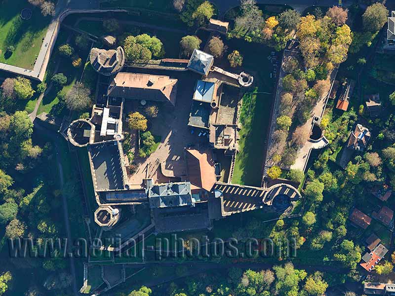 AERIAL VIEW photo of Heidelberg Castle, Baden-Württemberg, Germany. LUFTAUFNAHME luftbild, Heidelberger Schloss, Deutschland.