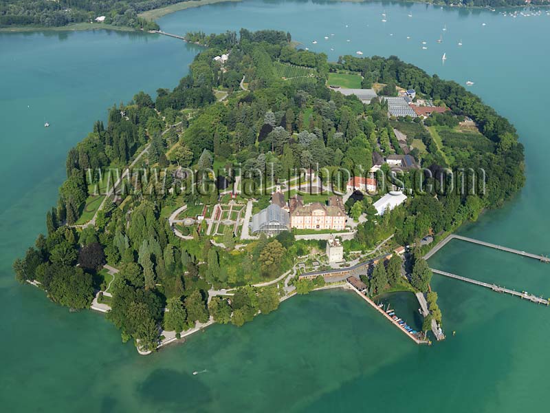 AERIAL VIEW photo of Mainau Island, Konstanz, Lake Constance, Baden-Württemberg, Germany. LUFTAUFNAHME luftbild, Bodensee, Deutschland.