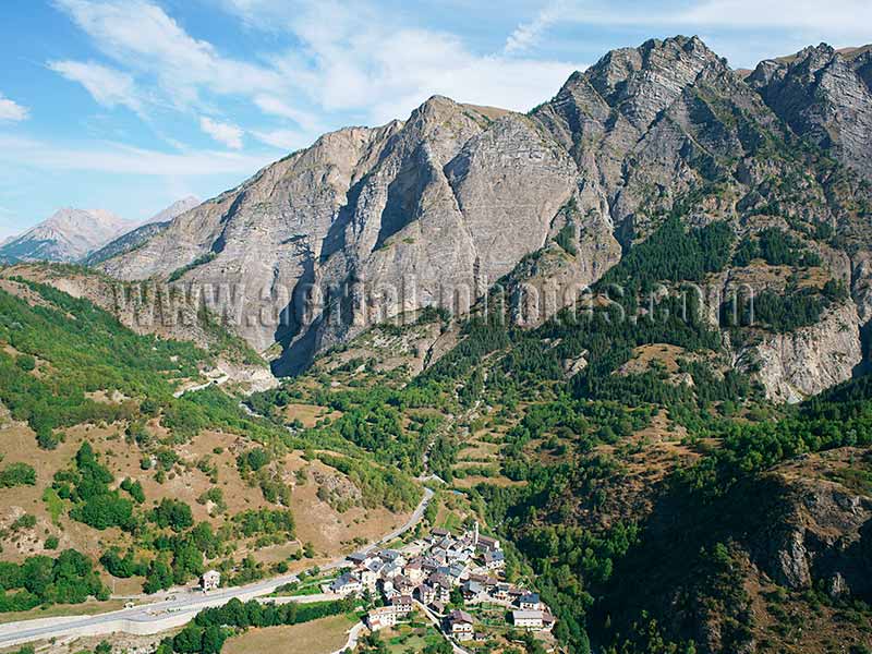 AERIAL VIEW photo of Pontebernardo village, Piedmont, Italy. VEDUTA AEREA foto, Piemonte, Italia.