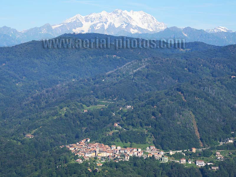 AERIAL VIEW photo of Arola village and Monte Rosa, Piedmont, Italy. VEDUTA AEREA foto, villaggio di Arola, Piemonte, Italia.