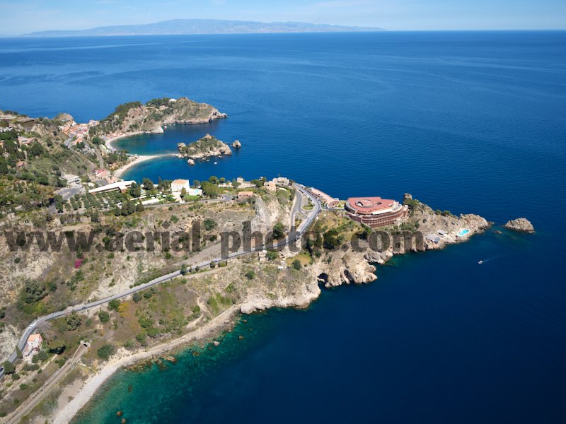 AERIAL VIEW photo of the promontories of Taormina, Sicily, Italy. VEDUTA AEREA foto, Sicilia, Italia.