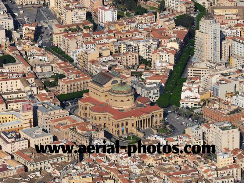 AERIAL VIEW photo of Palermo Cathedral, Sicily, Italy. VEDUTA AEREA foto, Sicilia, Italia.
