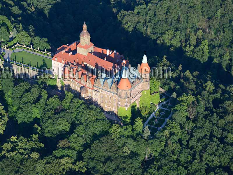 Aerial view, Ksiaz Castle, Walbrzych, Poland. FOTOGRAFIA LOTNICZA Zamek Książ, Polska.