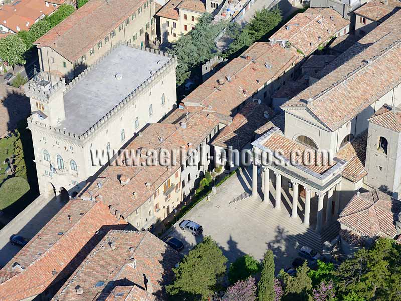 Veduta aerea: Palazzo Pubblico e Basilica Del Santo. Repubblica di San Marino AERIAL VIEW photo of the Republic of San Marino. VEDUTA AEREA foto, Palazzo Pubblico, Basilica Del Santo, Repubblica di San Marino.